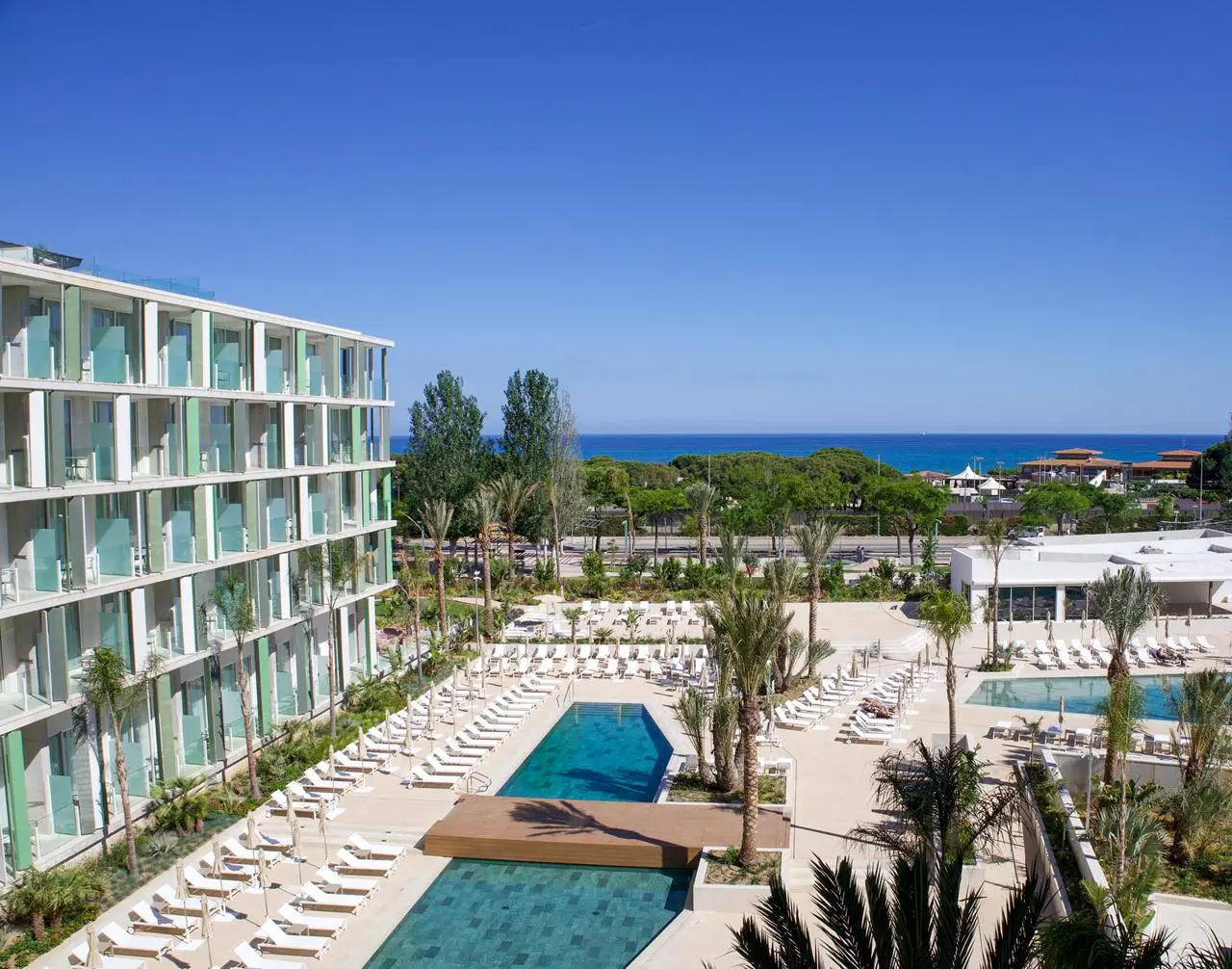 Van Barcelona Airport naar Hotel Atzavara